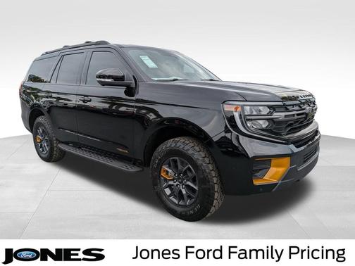 Agate Black Metallic 2026 Ford Expedition Tremor