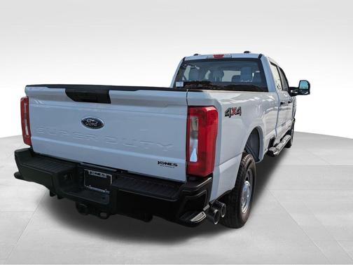 Oxford White 2026 Ford F-250 XL