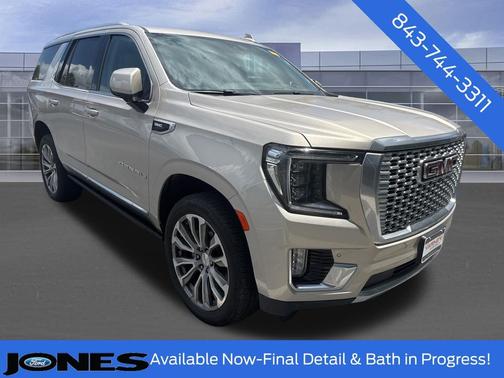Pearl Beige Metallic 2021 GMC Yukon Denali SUV