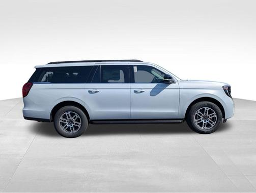 Space Silver Metallic 2026 Ford Expedition Max Active 4x2