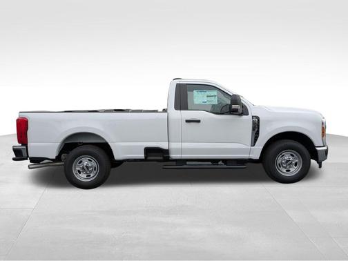 Oxford White 2026 Ford F-250 XL
