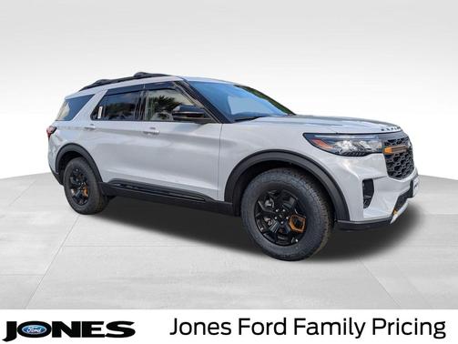 Space White Metallic 2026 Ford Explorer Tremor