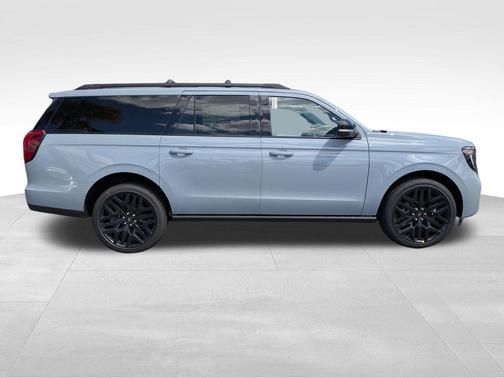 Glacier Gray Metallic Tri-Coat 2026 Ford Expedition Max Platinum