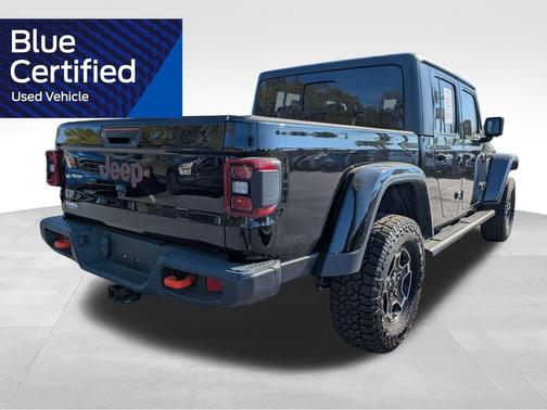 Black Clearcoat 2023 Jeep Gladiator Mojave