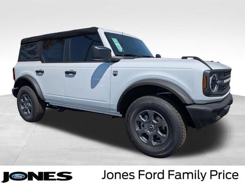 Oxford White 2026 Ford Bronco Big Bend