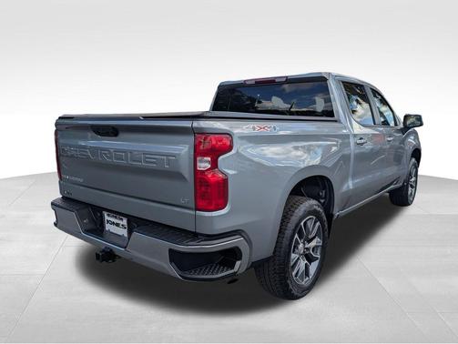 Sterling Gray Metallic 2023 Chevrolet Silverado 1500 LT