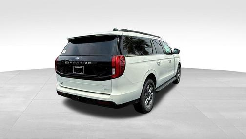 Star White Metallic Tri-Coat 2025 Ford Expedition Max Active 4x2