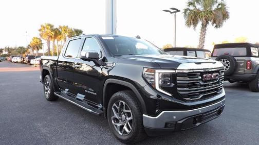 2022 GMC Sierra 1500 SLT