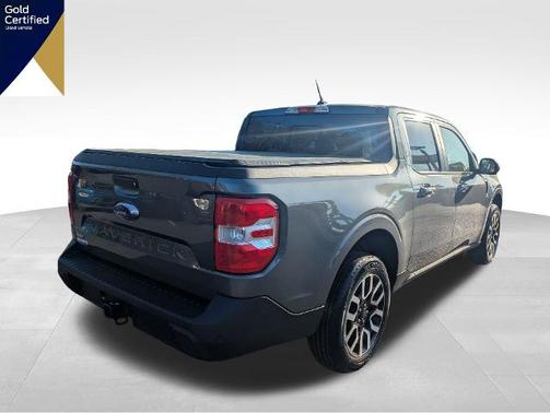 CARBONIZED GRAY METALLIC 2024 Ford Maverick LARIAT