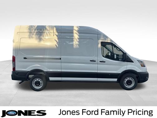 Oxford White 2026 Ford Transit-250 Base