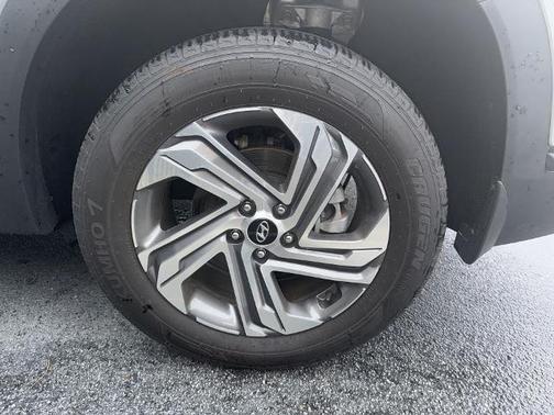 Shimmering Silver Pearl 2023 Hyundai SANTA FE SEL