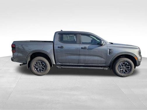 Carbonized Gray Metallic 2025 Ford Ranger XLT