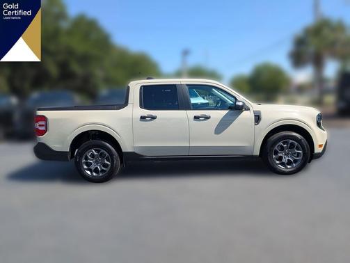 Desert Sand 2025 Ford Maverick XLT