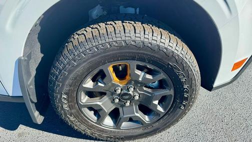 Oxford White 2024 Ford Maverick Lariat