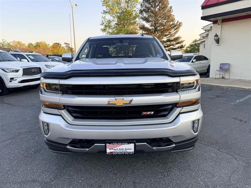 Silver Ice Metallic 2018 Chevrolet Silverado 1500 2LT