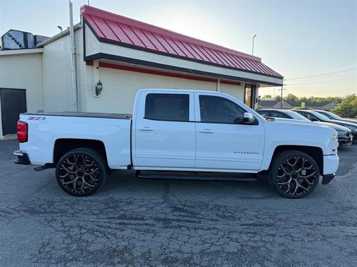 2017 Chevrolet Silverado 1500 2LT