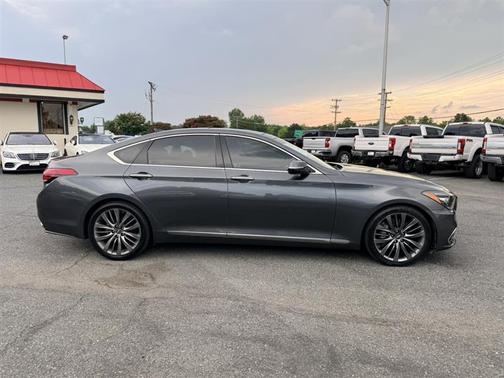 Himalayan Gray 2018 Genesis G80 5.0 Ultimate