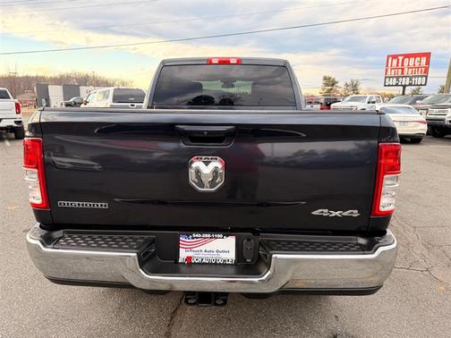 2020 RAM 2500 Big Horn Crew Cab 4X4 6'4' Box