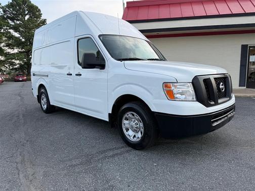 2013 Nissan NV Cargo NV2500 HD S V6