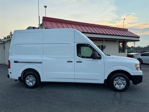 2013 Nissan NV Cargo NV2500 HD S V6