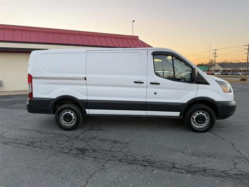 2016 Ford Transit-250 Base
