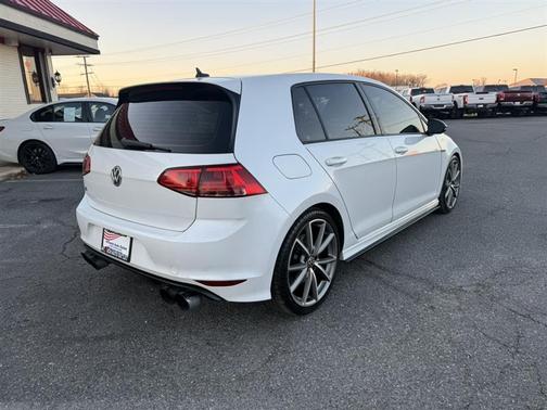 2016 Volkswagen Golf R 2.0T Manual
