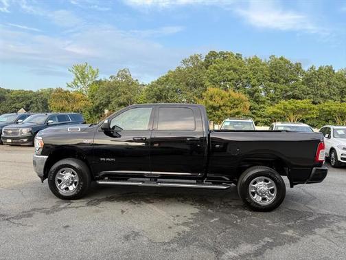 2021 RAM 2500 Big Horn Crew Cab 4x4 6'4' Box