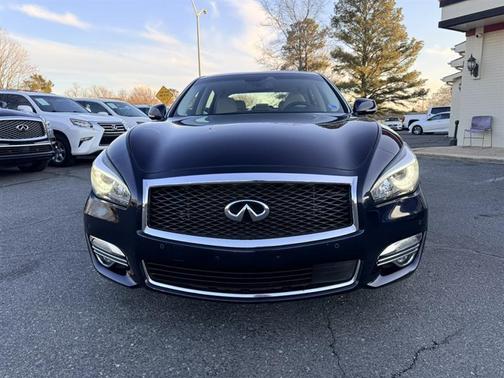 2015 INFINITI Q70L 5.6X