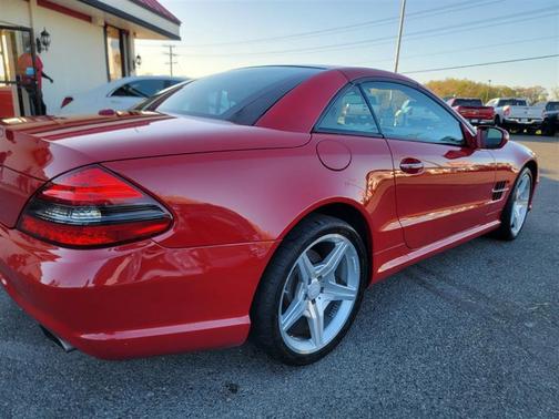 2011 Mercedes-Benz SL-Class SL 550 w/NAVIGATION SYSTEM & HARMAN KARDON AUDIO