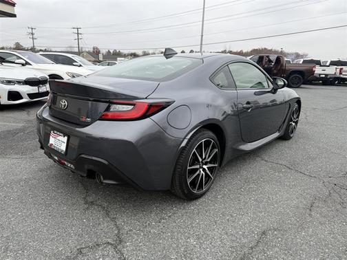 2023 Toyota GR86 Base