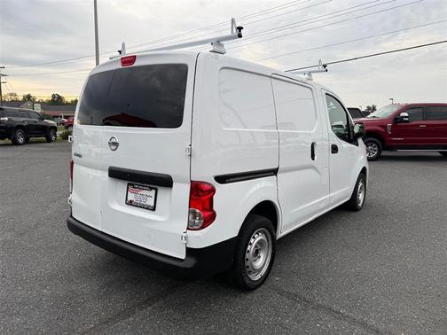 2021 Nissan NV200 S