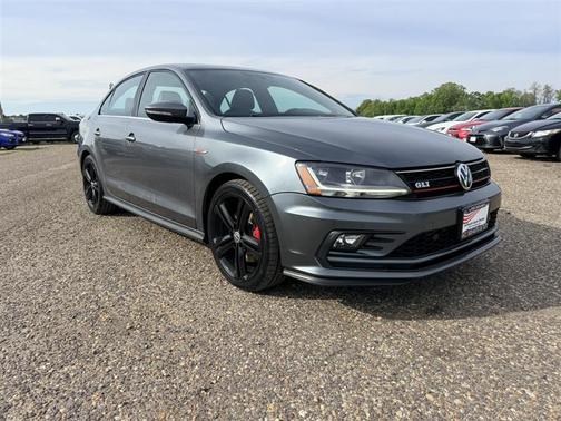 Platinum Gray Metallic 2017 Volkswagen Jetta GLI