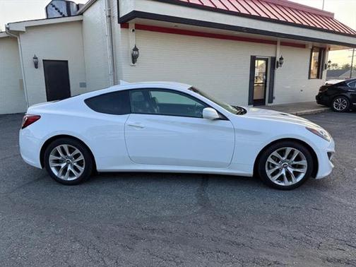 2013 Hyundai Genesis Coupe 2.0T