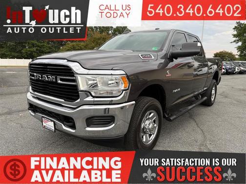 2021 RAM 2500 Tradesman Crew Cab 4x4 6'4' Box