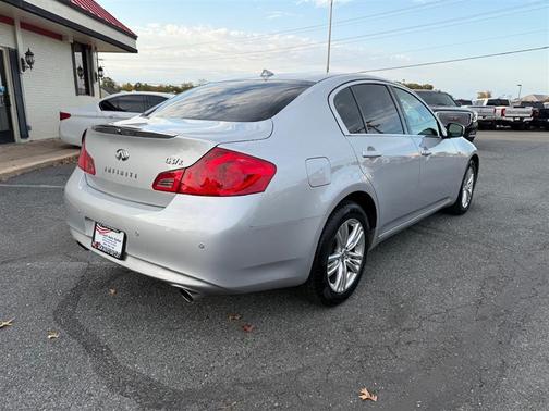 2013 INFINITI G37x Base
