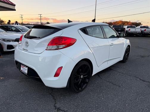 2015 Hyundai Veloster Base