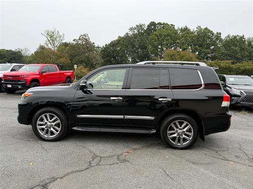 2013 Lexus LX 570 Base