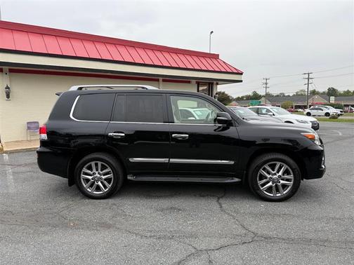 2013 Lexus LX 570 Base