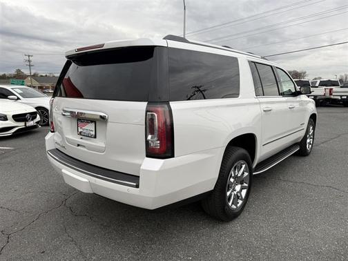 2017 GMC Yukon XL Denali