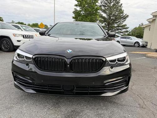 2019 BMW 540 540i