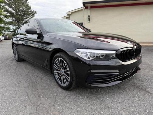 2019 BMW 540 540i