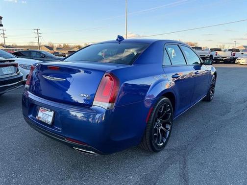 2019 Chrysler 300 S