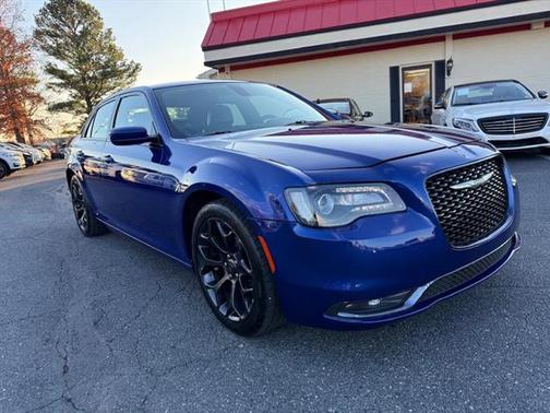 2019 Chrysler 300 S