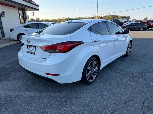 2015 Hyundai ELANTRA Limited