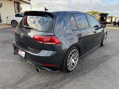 2020 Volkswagen Golf GTI 2.0T SE DSG