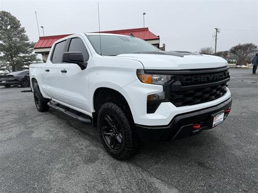 2023 Chevrolet Silverado 1500 Custom Trail Boss