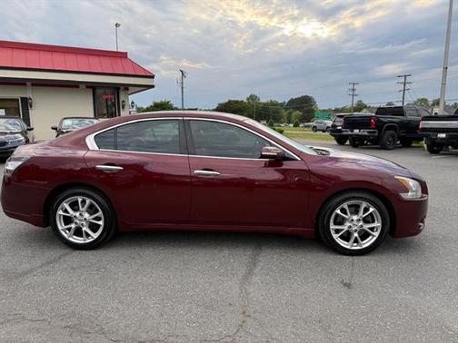 2013 Nissan Maxima SV
