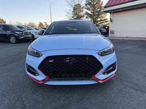 2019 Hyundai Veloster Base