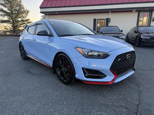 2019 Hyundai Veloster Base