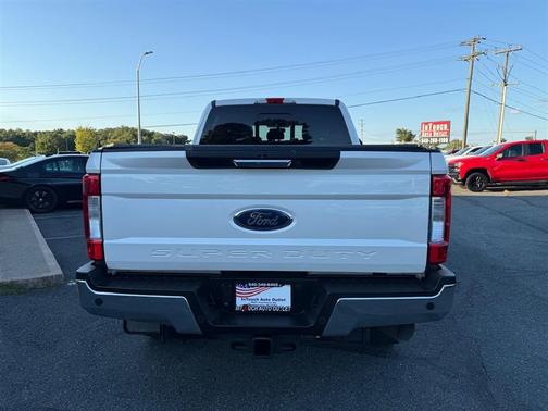 2017 Ford F-350 Lariat